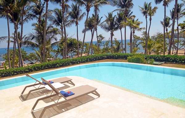 Senator Hotels & Resorts Banner