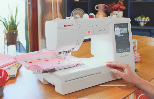 SewingMachinesPlus.com Banner