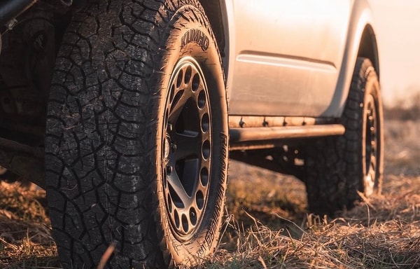 SimpleTire Banner