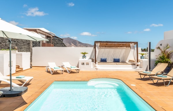 Solmar Villas Banner
