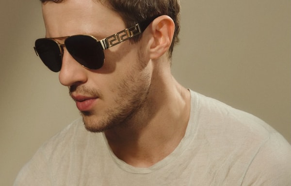 Sunglass Hut Banner