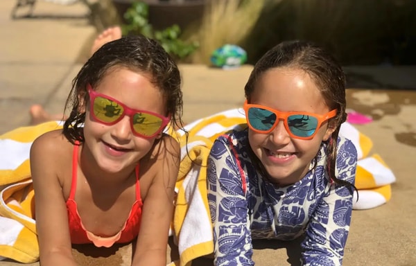 Sunnies Banner