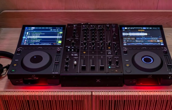 The Dj Shop Banner