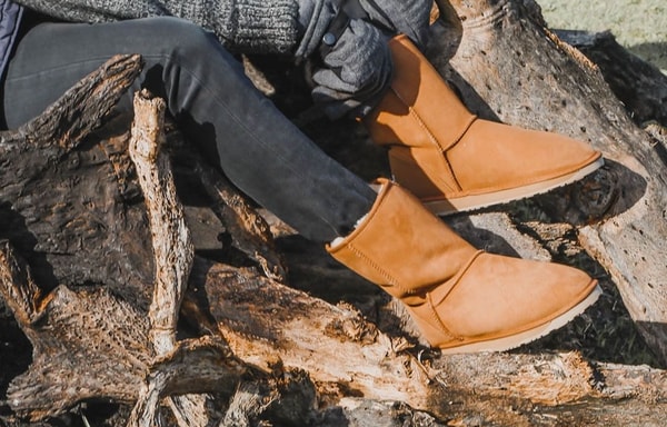 The UGG Shop Banner