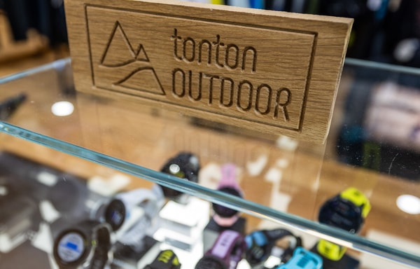 Tonton Outdoor Banner
