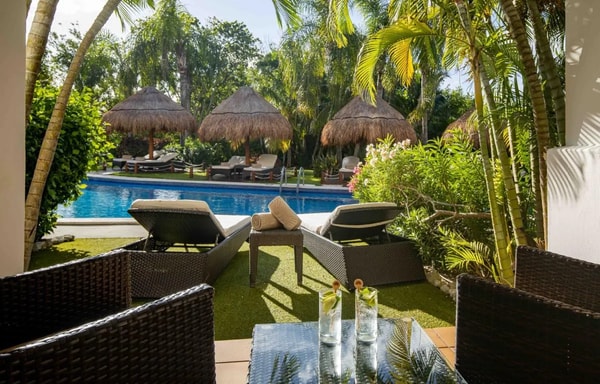 Valentin Imperial Riviera Maya Banner