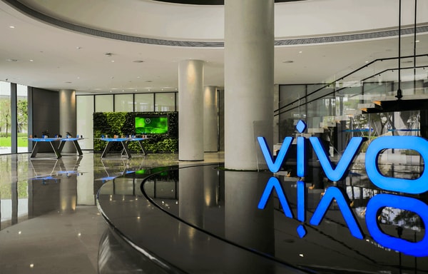 VIVO Banner
