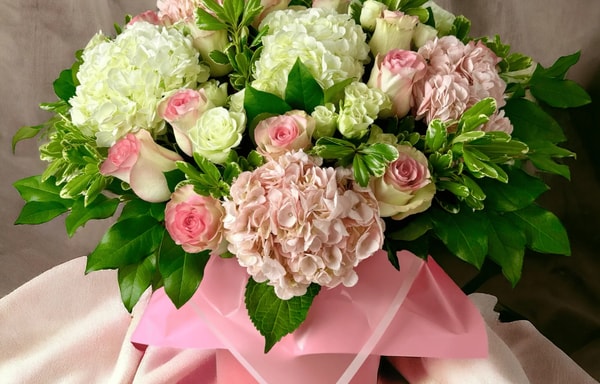 WOW Bouquet Banner