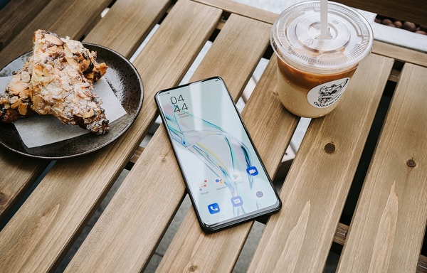 ZTE Banner