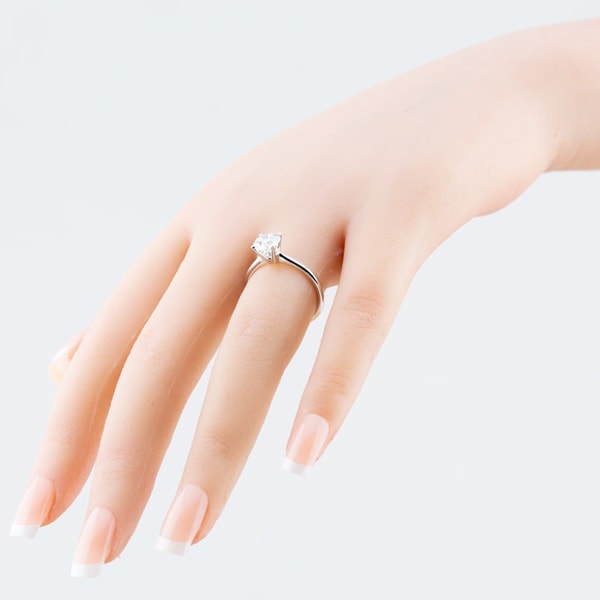 Burrells 9ct White Gold Cut Diamond Solitaire Ring Review