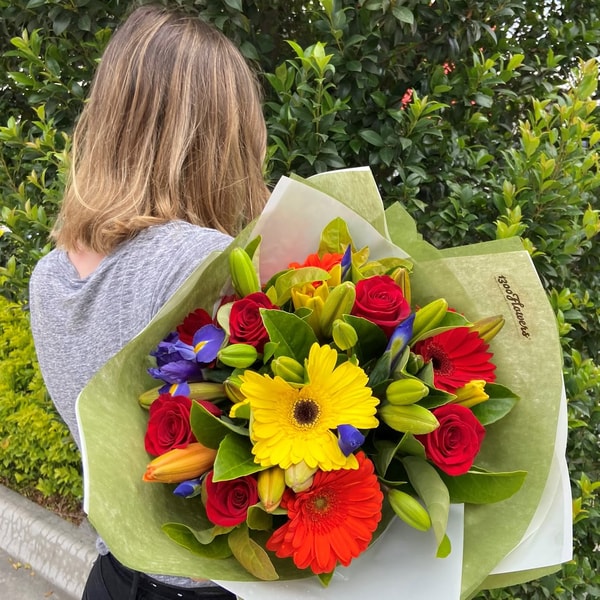 About 1300FLOWERS