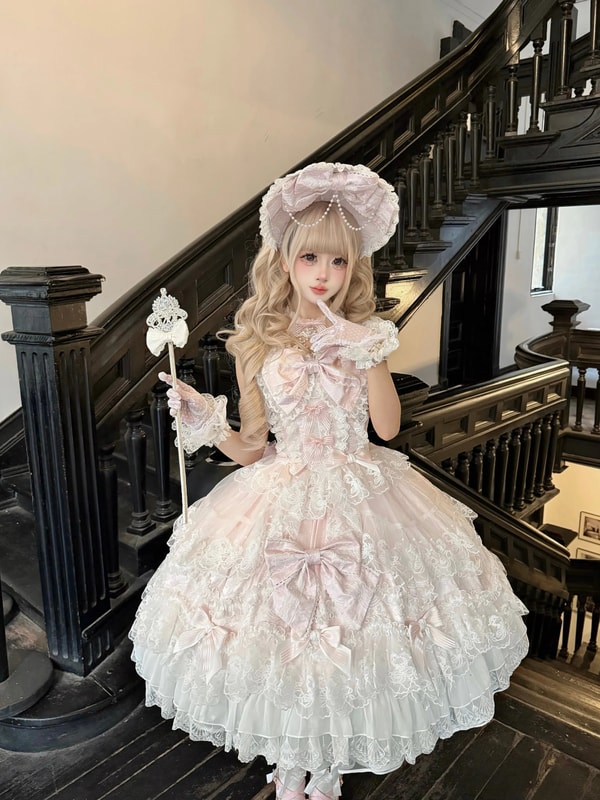 About 42Lolita