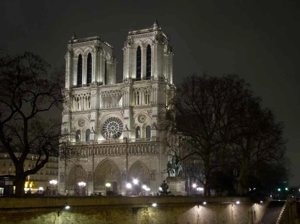 Paseando por Europa Tour Par&iacute;s Nocturno y Barco por el Sena Rese&ntilde;a