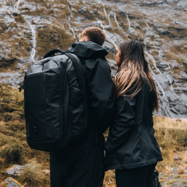 About NOMATIC Bags And Accessories