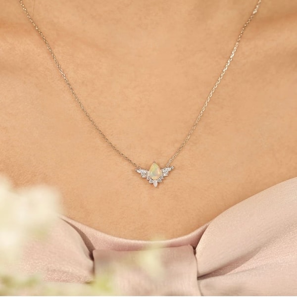 Azura Jewelry Review