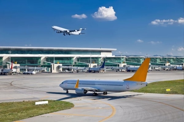 How Does Alternative Airlines Works?