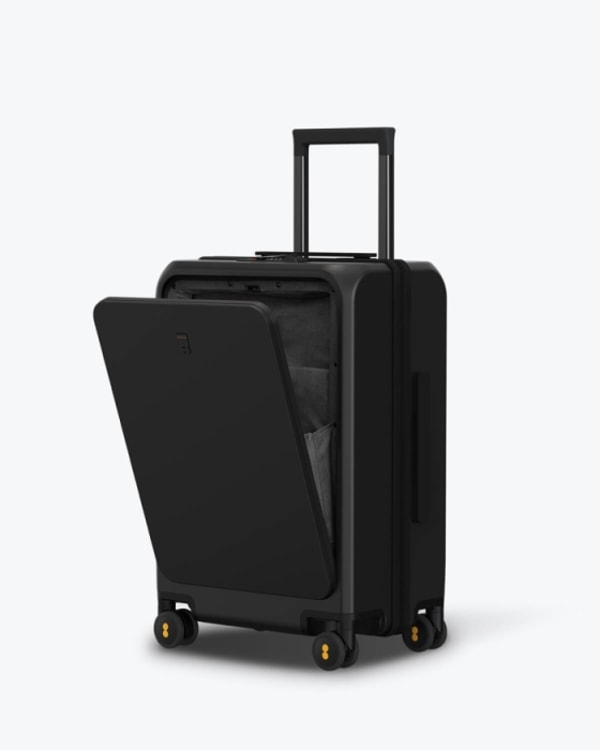 LEVEL8 Cases Review: LEVEL8 Cases Pro Carry-On With Laptop Pocket 20'' Reviews