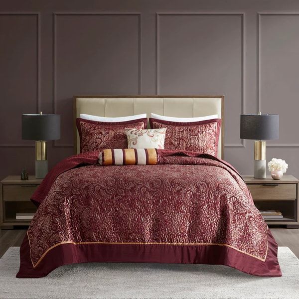 Madison Park Aubrey 5 Piece Jacquard Bedspread Set with Throw Pillows Reviews