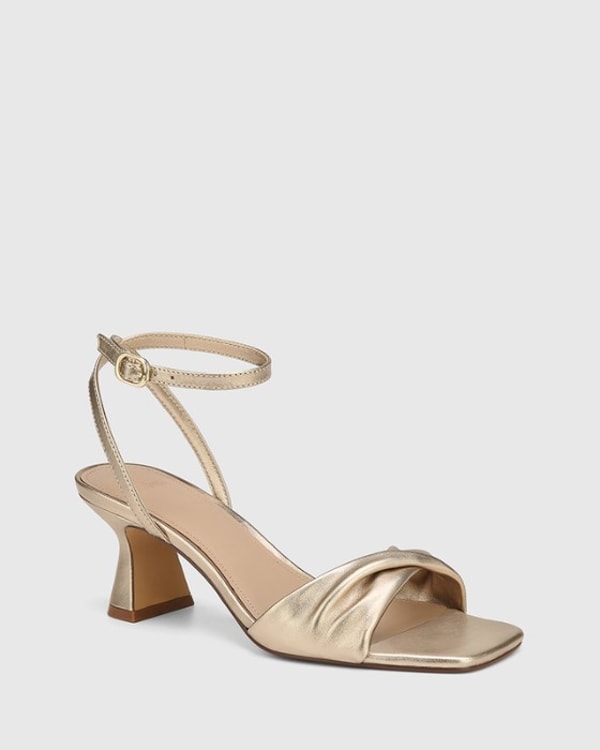 Wittner Block Heels Reviews