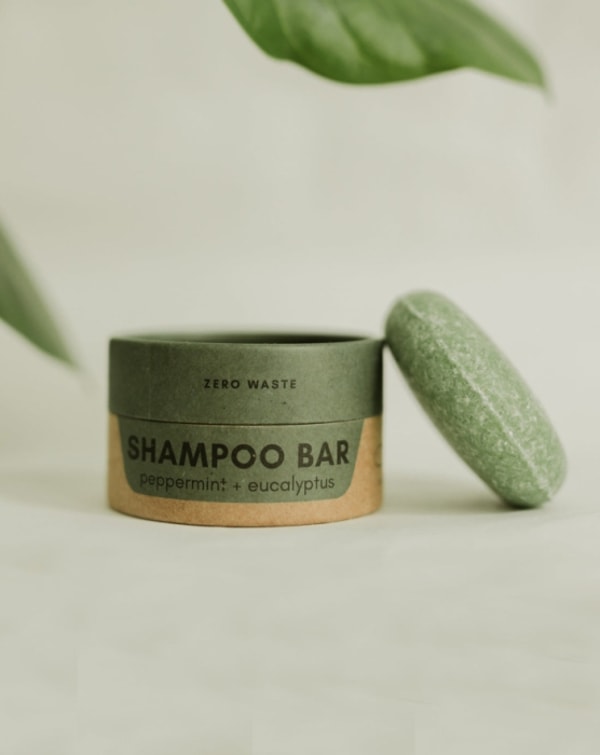 Zero Waste MVMT Review: Zero Waste MVMT Shampoo Bar | Peppermint + Eucalyptus Reviews
