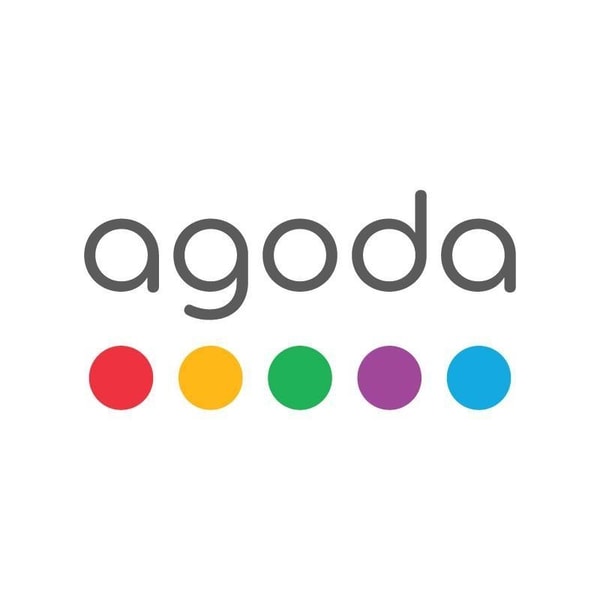 Agoda vs Competitors in Online Travel Booking