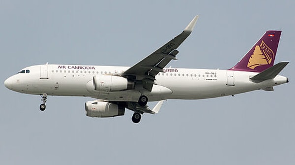 Air Cambodia Airbus A320 Review