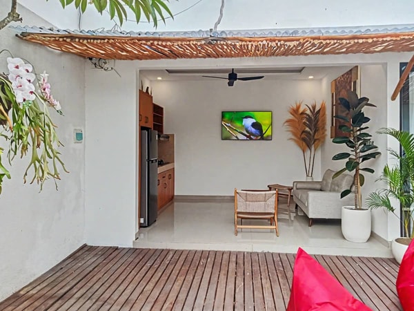 Airbnb Tropical 2-BR Villa Review