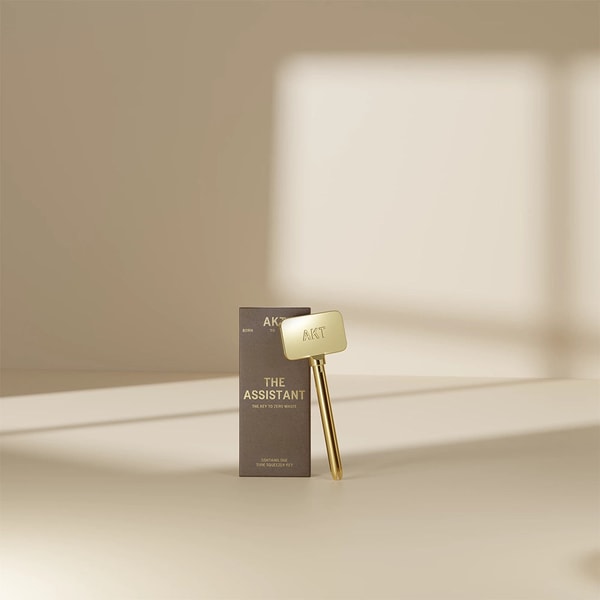 AKT London The Assistant Review