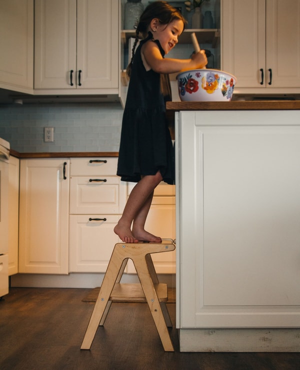 About All Circles Kids Furniture Overview