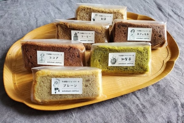 Alulu 十割そば粉のシフォンケーキ 評価