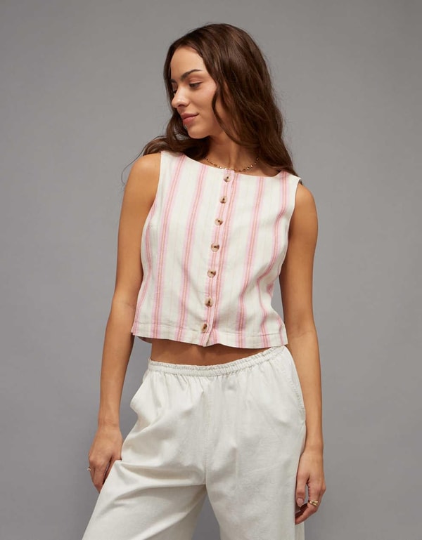 American Eagle Linen-Blend High-Neck Vest Review