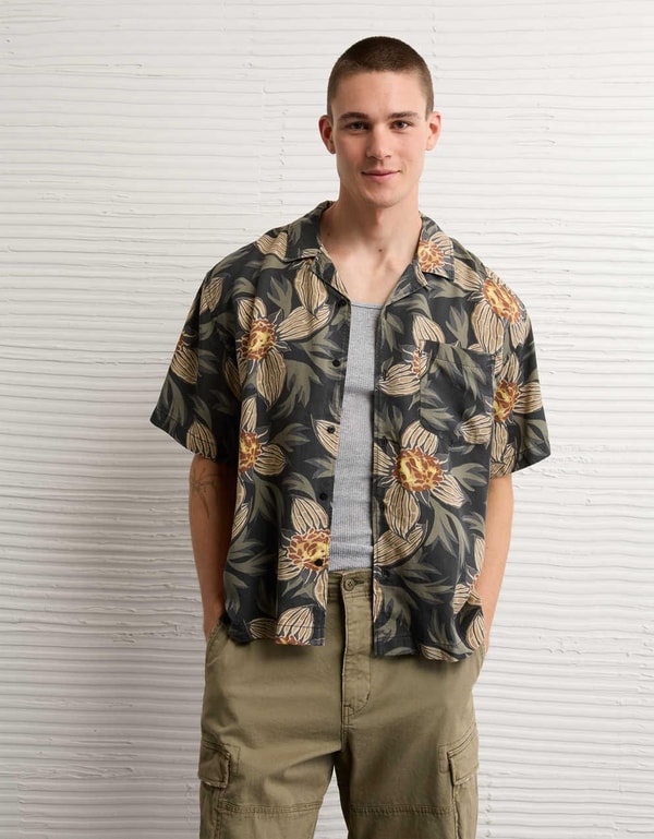 American Eagle AE Relaxed Fit Camp Collar Button-Up Shirt Review