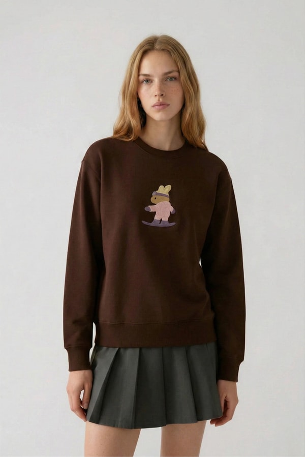 Amoo Snowboard Bunny Crewneck Review