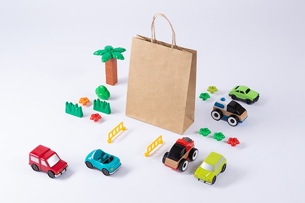 And TOYBOXについて