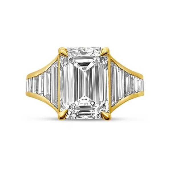 R&ecirc;ve Diamonds Angelina Jolie Emerald Cut Baguettes Set Diamond Engagement Ring Review