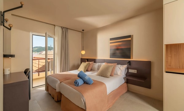 Aqua Hotel Rese&ntilde;a