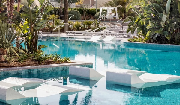 AQUA Hotel Silhouette & Spa Rese&ntilde;a