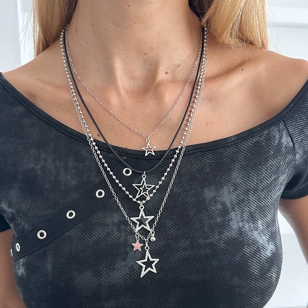 ArtGalleryZen Rhinestone Snowflake Pearl Choker Necklace Review