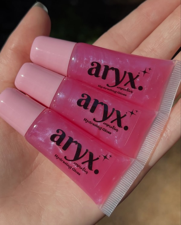 Overview of Aryx Cosmetics