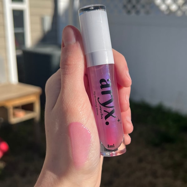 Aryx Cosmetics Aurora pH Lip Gloss Review