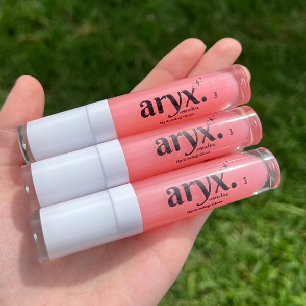 Aryx Cosmetics Hadley pH Lip Gloss Review