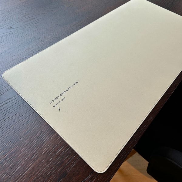 Ascensive Desk Pad "It's not over until I win." Bewertungen