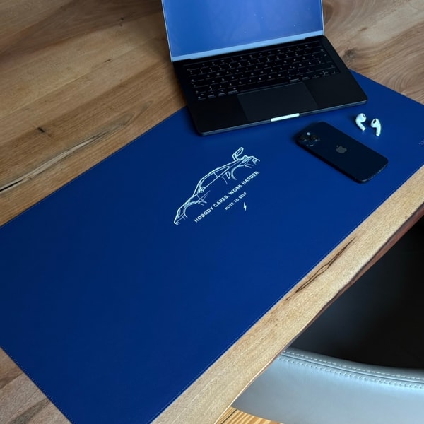 Ascensive Desk Pad "Nobody Cares. Work Harder" Car-Design Bewertungen