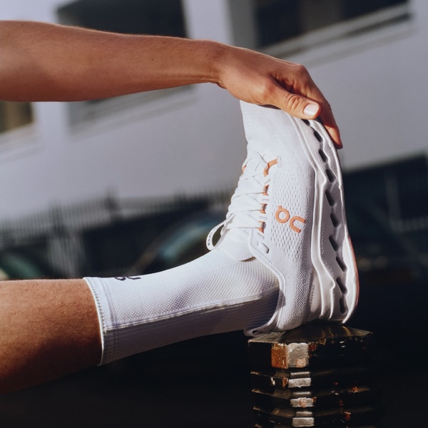 Rese&ntilde;a de Ashi Sports: Especialistas en Equipamiento Deportivo en Espa&ntilde;a
