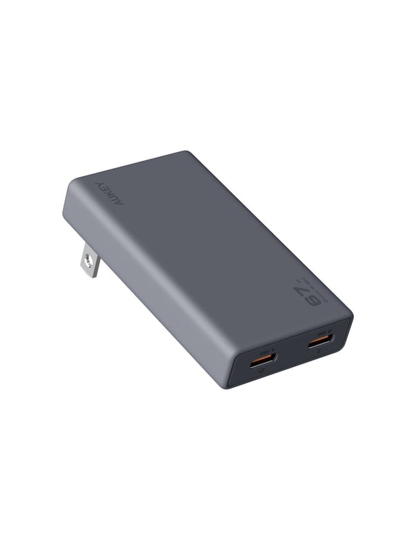 AUKEY Comet Slim 67W Review