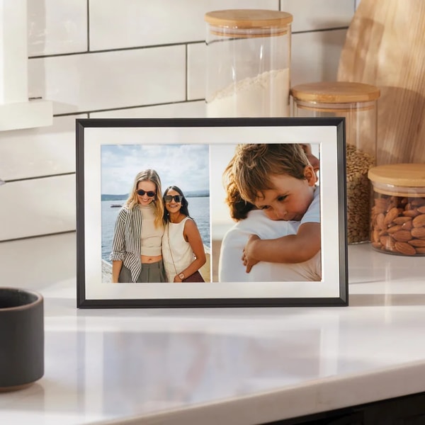 Aura Frames Carver Mat 10" HD Frame Review