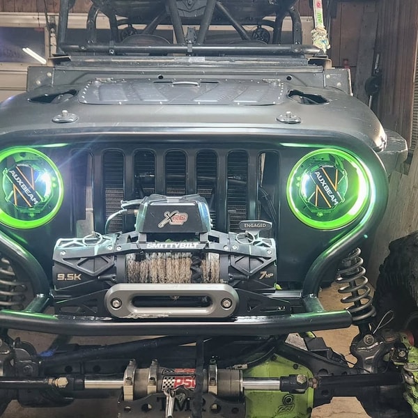 About Auxbeam Lightning