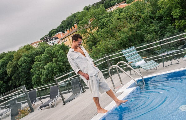 Axel Hotels Review