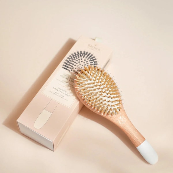 Bachca Gloss and Detangling Hair Brush Review