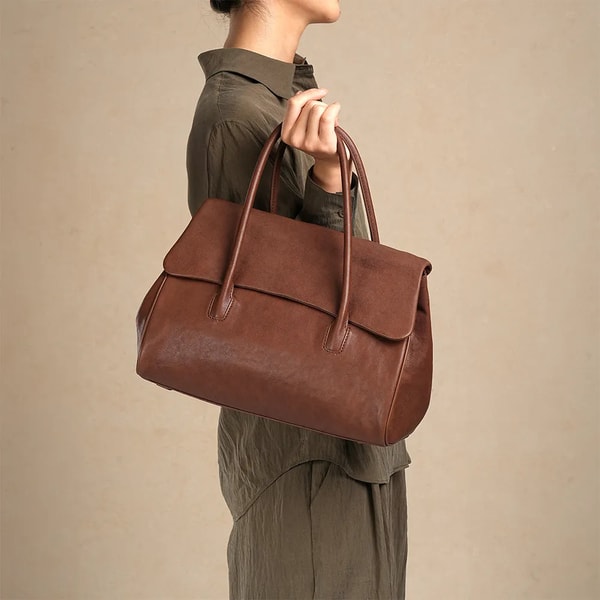 BAMPO Fulfill Flap Tote Review